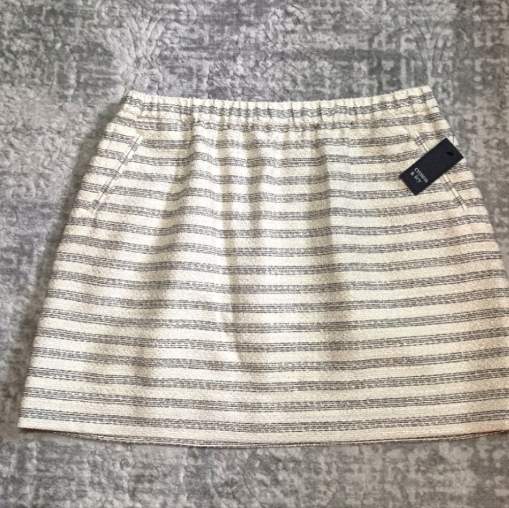 Crown &Ivy Cream Black Gold  tweed Pull on  Skirt With elastic Waist size large